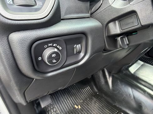 New 2026 RAM 2500 Tradesman AWD/4WD image 18