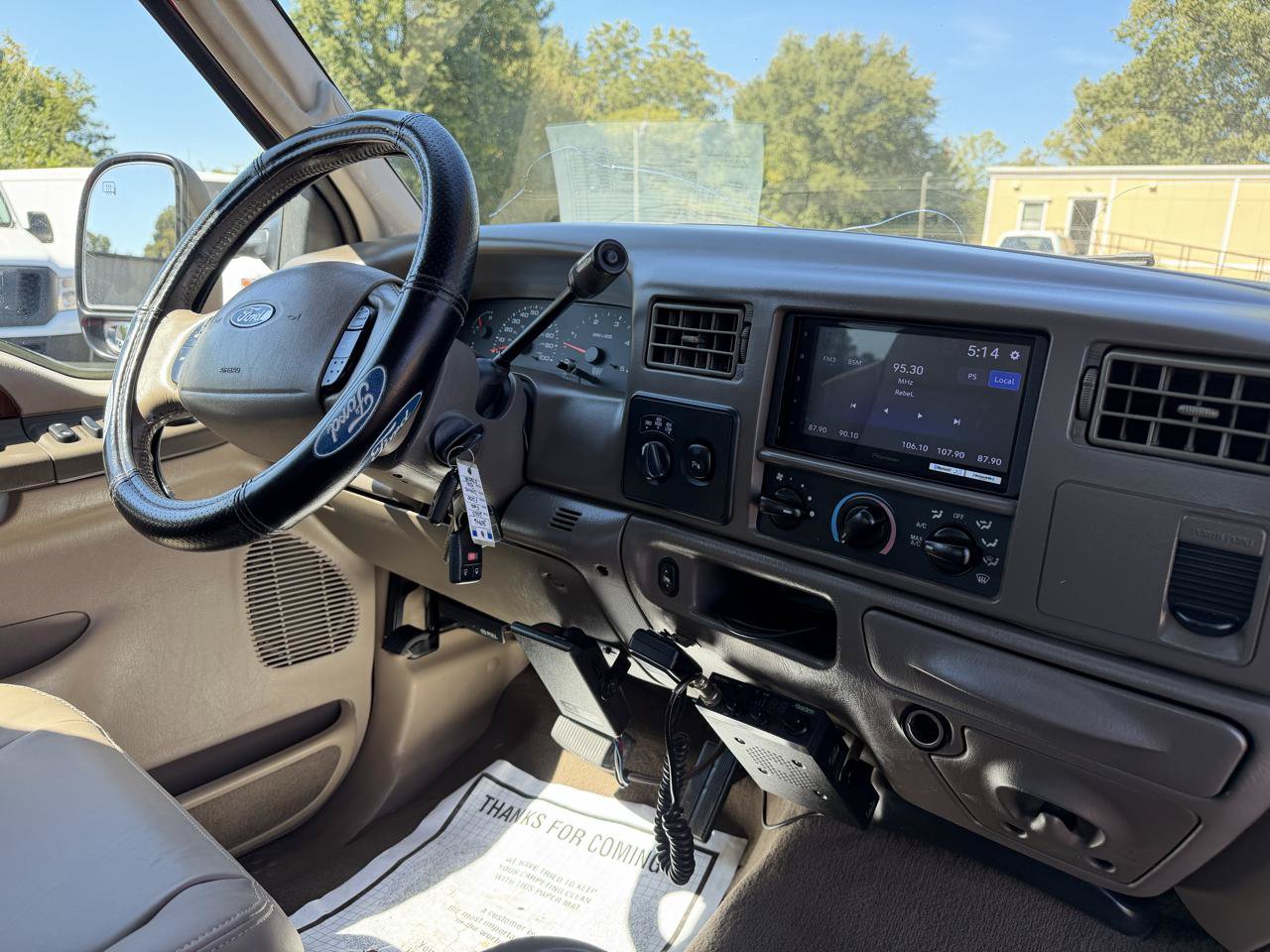 Used 2003 Ford F350 Lariat AWD/4WD image 12
