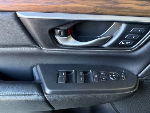 Used 2018 Honda CR-V EX-L image 14