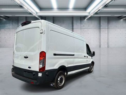Used 2018 Ford Transit 250 148 Medium Roof RWD image 4
