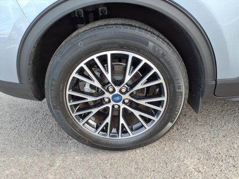 Certified 2022 Ford Escape SEL w/ Technology Package image 8