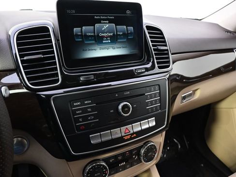 Used 2017 Mercedes-Benz GLE 350 4MATIC image 25