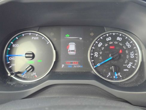 Used 2021 Toyota RAV4 XLE Premium AWD/4WD image 26