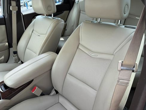 Used 2013 Cadillac XTS Premium FWD image 24