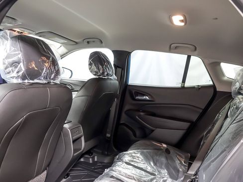 New 2026 Chevrolet Trax LT w/ Driver Confidence Package image 12