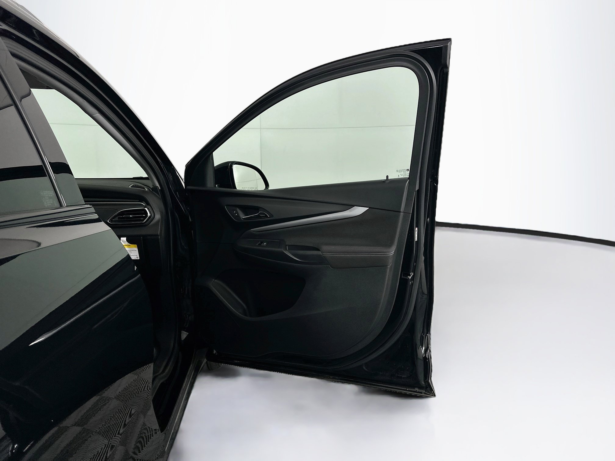 Used 2023 Chevrolet Bolt EUV LT FWD image 31