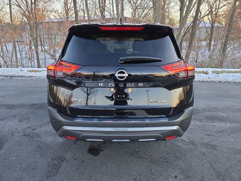 Certified 2023 Nissan Rogue SL image 9