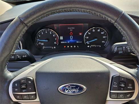 Used 2021 Ford Explorer Limited w/ Equipment Group 301A image 21