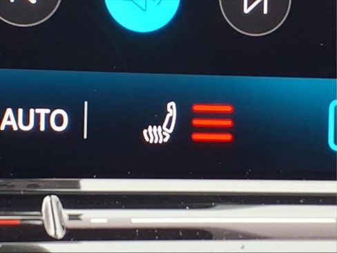 New 2026 Volkswagen Tiguan SE image 21