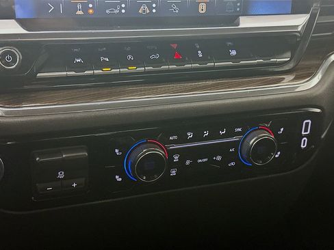 Used 2024 Chevrolet Silverado 1500 LT w/ Max Trailering Package image 18