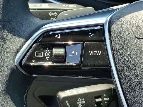 Used 2025 Audi A6 Premium Plus image 22