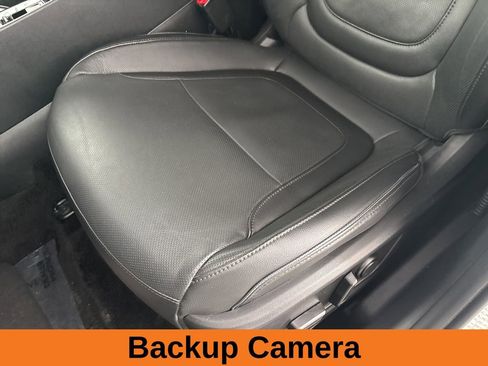 Used 2025 Hyundai Santa Cruz Limited image 10