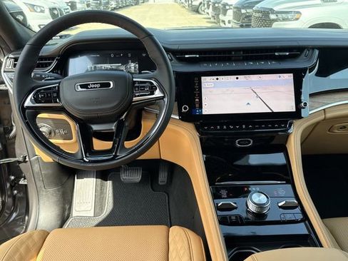 New 2026 Jeep Grand Cherokee Summit AWD/4WD image 6