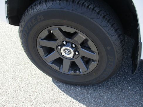 Used 2022 Toyota 4Runner Trail Special Edition image 9