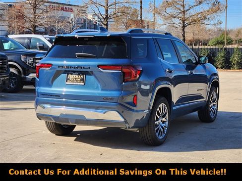 New 2026 GMC Terrain Denali w/ LPO, Black Badging Package image 3