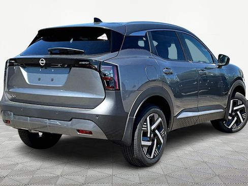 Used 2026 Nissan Kicks SV w/ SV Premium Package FWD image 6