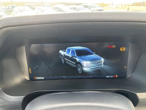 Used 2025 Ford F150 XLT w/ Equipment Group 302A MID image 12