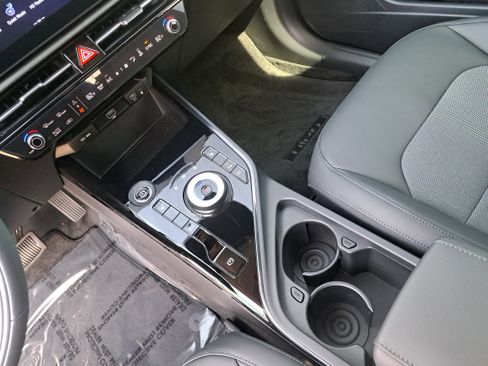 New 2024 Kia Niro Wind image 25