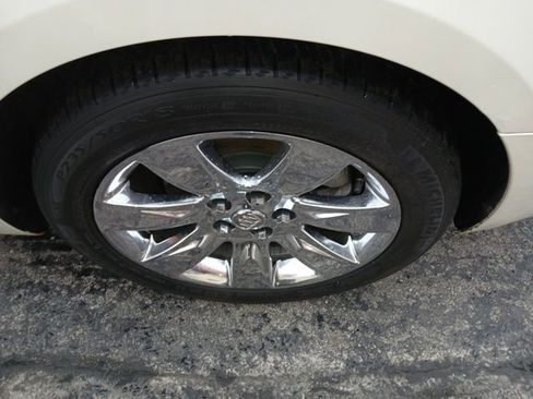 Used 2012 Buick LaCrosse Premium w/ Driver Confidence Package image 9