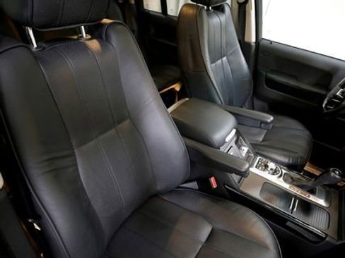 Used 2011 Land Rover Range Rover HSE LUX image 7