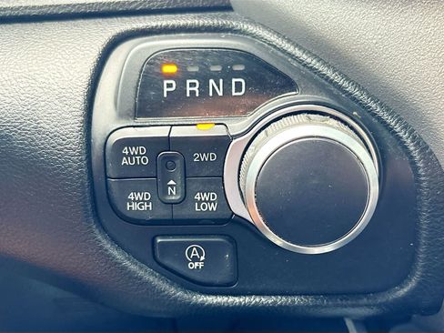 Used 2021 RAM 1500 Big Horn AWD/4WD image 17