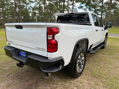 Used 2024 Chevrolet Silverado 2500 Custom w/ Custom Value Package AWD/4WD image 5