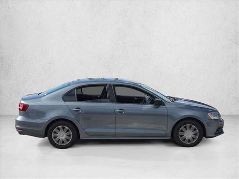 Used 2016 Volkswagen Jetta S FWD image 4