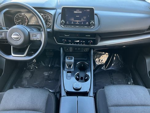 Used 2024 Nissan Rogue SV AWD/4WD image 32
