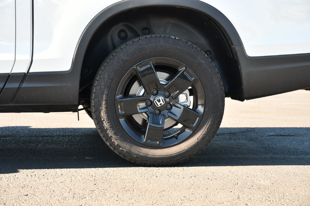 Used 2026 Honda Ridgeline Black Edition image 11