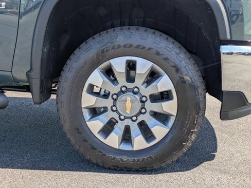 New 2026 Chevrolet Silverado 2500 LT image 11