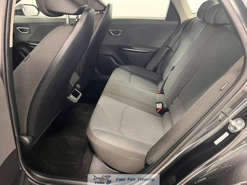 Used 2025 Kia K4 FWD image 28