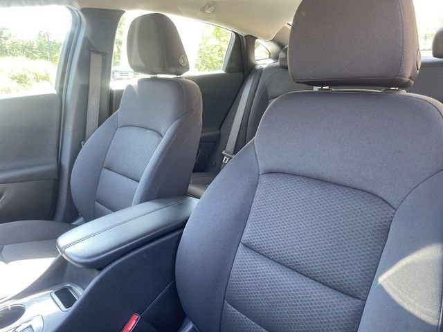 Certified 2025 Chevrolet Malibu LT FWD image 11