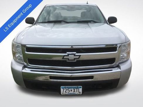 Used 2010 Chevrolet Silverado 1500 LS image 2
