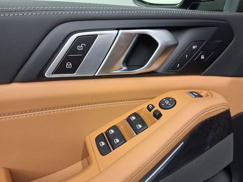 New 2026 BMW X5 M60i image 24