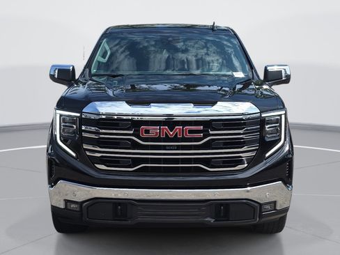 Used 2024 GMC Sierra 1500 SLT w/ SLT Premium Plus Package AWD/4WD image 8