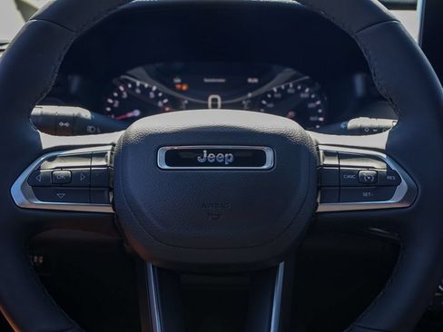 New 2026 Jeep Compass Latitude AWD/4WD image 25
