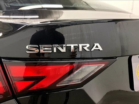 Used 2024 Nissan Sentra SV FWD image 24
