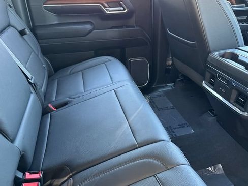 Used 2023 GMC Sierra 1500 Denali w/ Technology Package AWD/4WD image 18