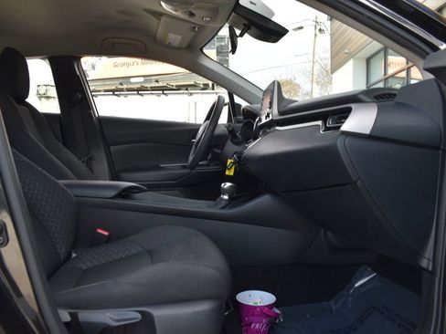 Used 2021 Toyota C-HR LE image 38