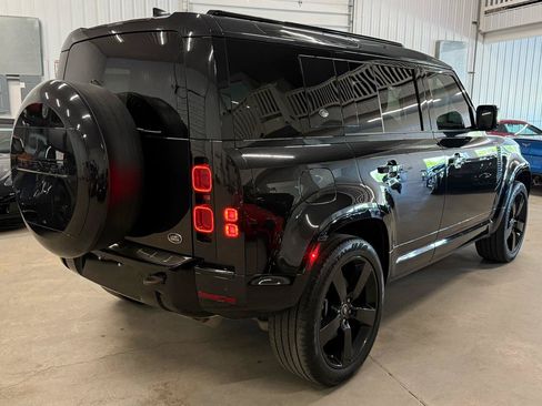 Used 2023 Land Rover Defender 110 X-Dynamic SE AWD/4WD image 5