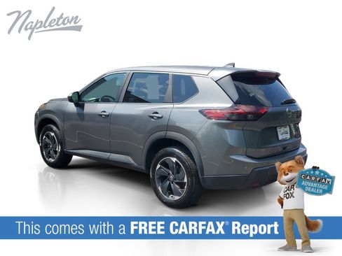 Used 2025 Nissan Rogue SV AWD/4WD image 3