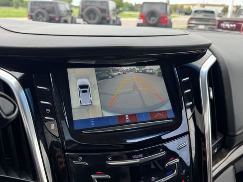 Used 2019 Cadillac Escalade Platinum w/ Escalade Sport Edition AWD/4WD image 24