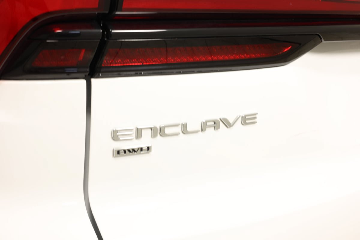 Used 2026 Buick Enclave Sport Touring AWD/4WD image 48