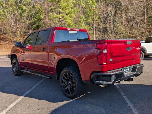 Used 2024 Chevrolet Silverado 1500 LT Trail Boss w/ LT Trail Boss Premium Package image 7