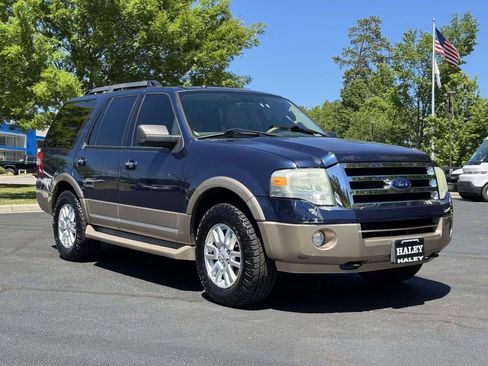 Used 2013 Ford Expedition XLT AWD/4WD image 2