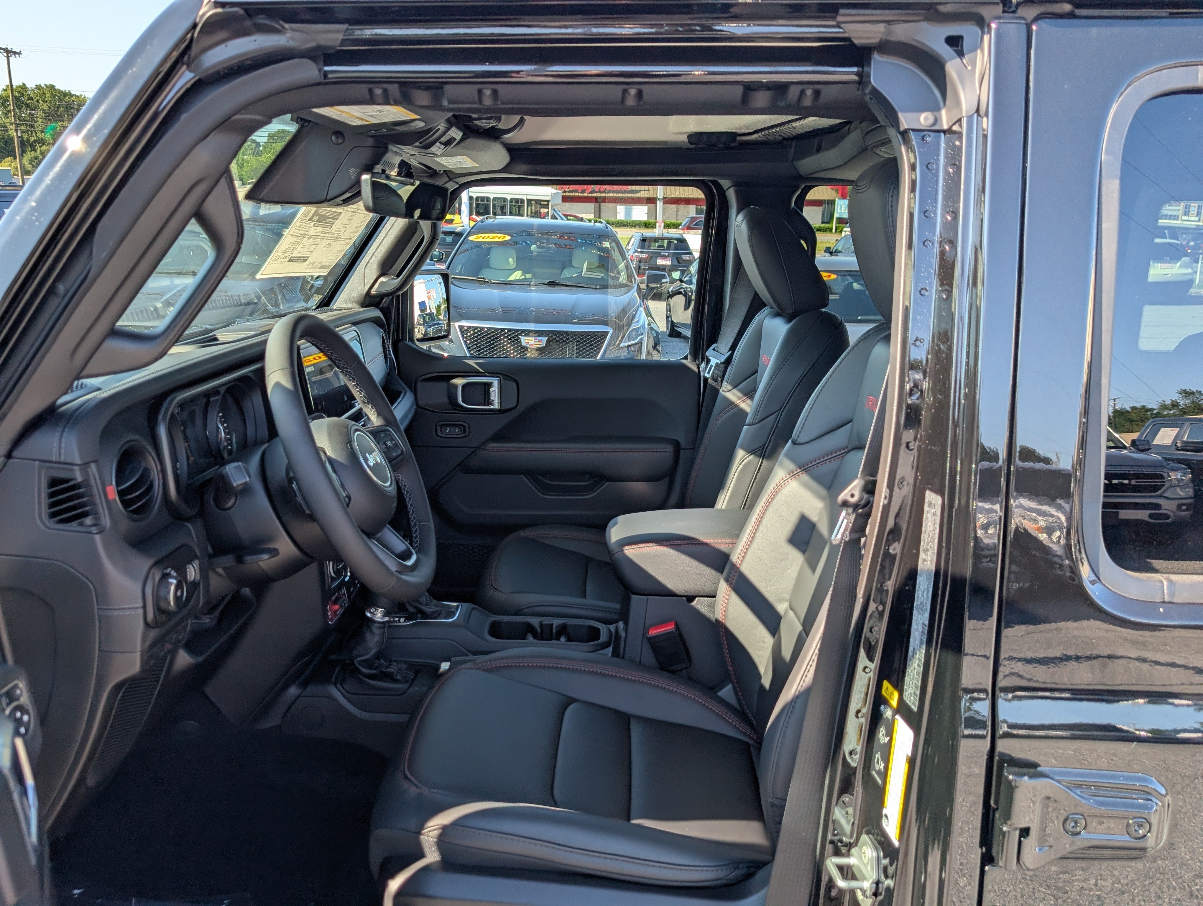 New 2026 Jeep Wrangler Unlimited Rubicon AWD/4WD image 15