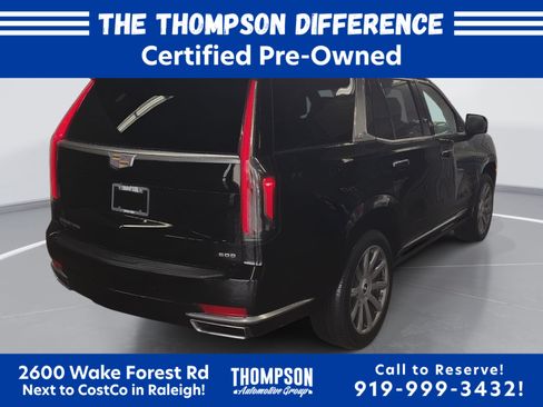 Certified 2022 Cadillac Escalade Premium Luxury Platinum AWD/4WD image 3