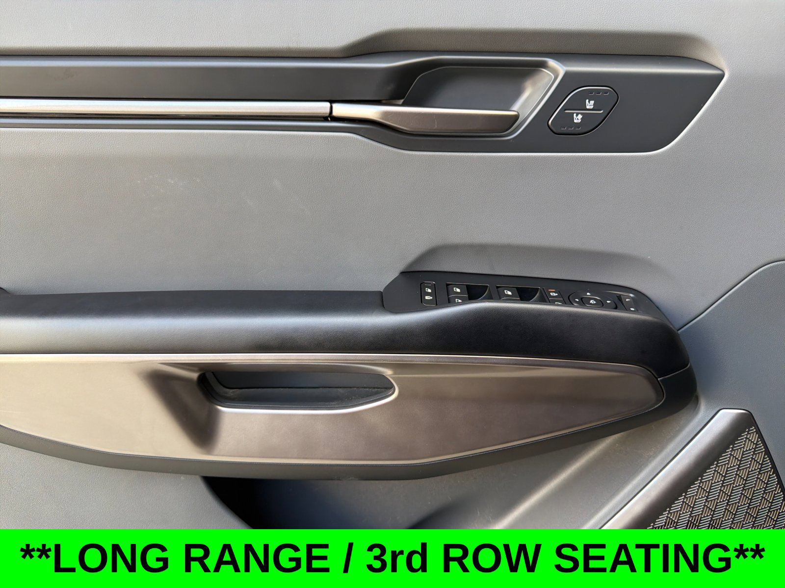 Certified 2024 Kia EV9 Light Long Range RWD image 13