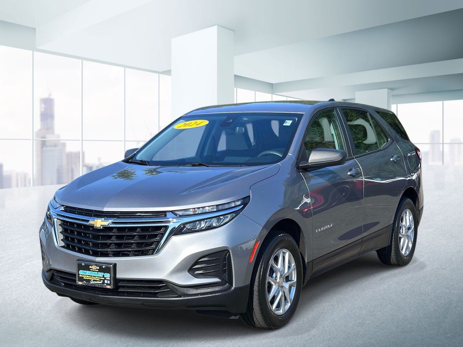 Used 2024 Chevrolet Equinox LS w/ Driver Confidence II Package AWD/4WD image 1