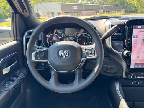 Used 2026 RAM 2500 Big Horn AWD/4WD image 21
